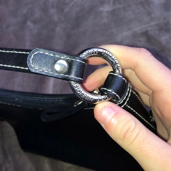 tommy hilfiger bag *sold - Picture 2 of 4